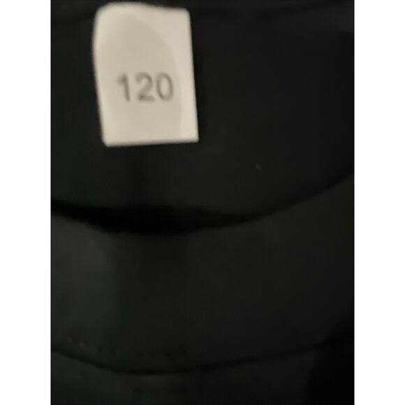 KPop Demon Hunters Group Shot T-Shirt Girl's  5/6 new - Picture 3 of 4